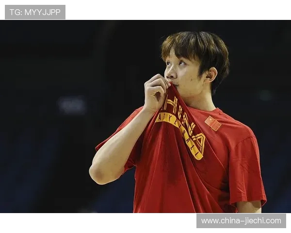 丁彦雨航：从篮球梦想起航到中国男篮新星崛起的精彩旅程