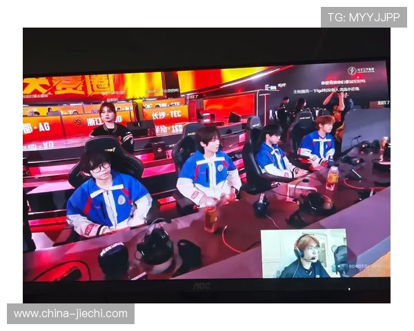 R.LGD电子竞技俱乐部奋战赛场展现团队精神引领电竞新时代