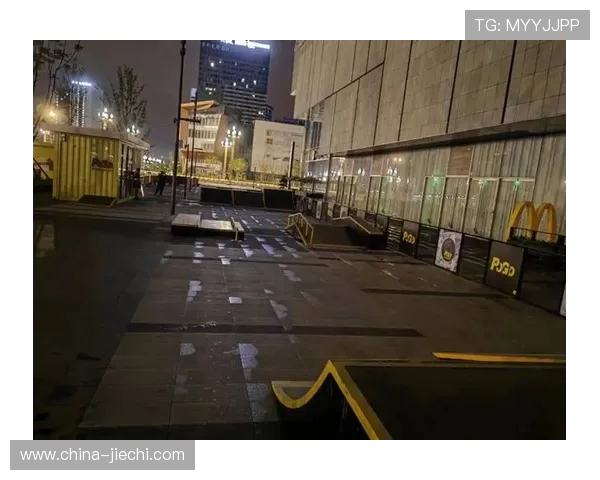 成都滑板队攻防分析：实力与策略的碰撞与反思