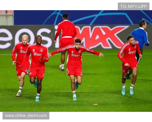 阿贾克斯足球俱乐部的辉煌历程与未来展望分析