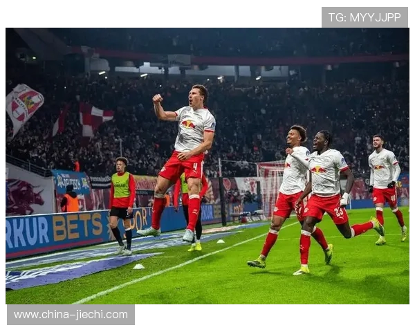 卡斯鲁厄与汉堡激战正酣比分揭晓引发球迷热议 卡斯鲁厄与汉堡激战正酣比分揭晓引发球迷热议